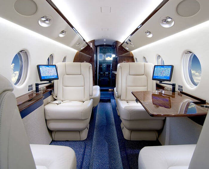 Gulfstream G150 Privatjet mieten » Windrose Air